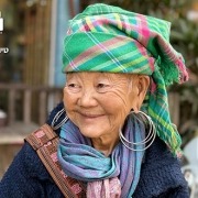 VIETNAM HMONG WOMAN
