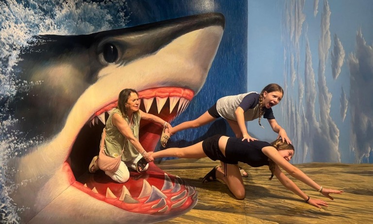 מוזיאון-האשליות-TOKYO-JAPAN מוזיאון האשליות ביפן