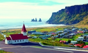 העיירה ויק באיסלנד