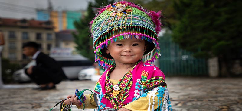 ילדה משבט ההמונג בווייטנאם