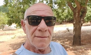 מיכאל דימון מדריך טיולים